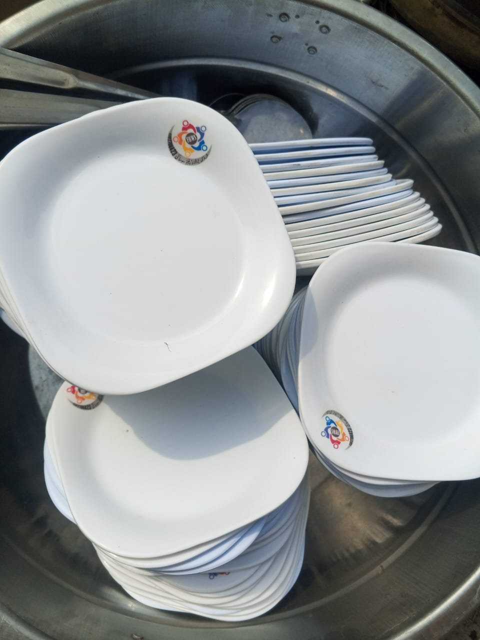 چھوٹی پلیٹس